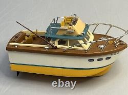 1967 Ideal Boaterific Barracuda Boat Vintage Rare Toy For Parts Or Repair