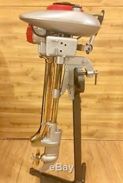 Antique outboard 1939 3.2hp Champion Outboard Motor Beautifully Restored S1F