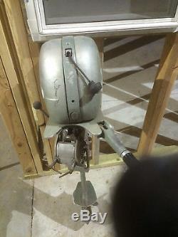 FIRESTONE 7 1/2 HP outboard boat motor vintage marine complete engine Atwater