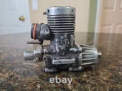 KB Outboard 7.5 VINTAGE RC Boat Gas Engine Motor For Parts Or Repair TURNS OVER