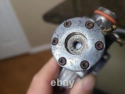 KB Outboard 7.5 VINTAGE RC Boat Gas Engine Motor For Parts Or Repair TURNS OVER
