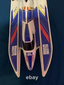 Kyosho Wave Master boat & Motor For Parts Or Repair Vintage Rc Boat