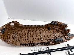 LEGO Pirates I Boat hull, masts, parts from Black Seas Barracuda 6285 (1989)
