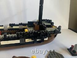 LEGO Pirates I Boat hull, masts, parts from Black Seas Barracuda 6285 (1989)