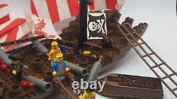 LEGO Vintage Pirate Ship Set Bundle