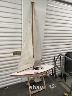 Large Vintage RC Model Remote Control Sailboat No Remote, Parts or Repair 38