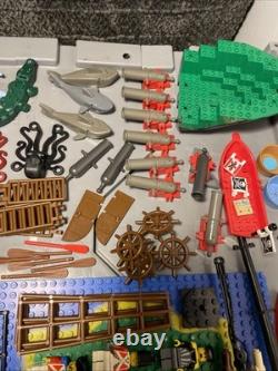 Lego Bulk Pirate Minifigure Lot Boat Parts Weapons Accessories Vintage 6270 6285