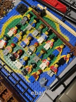 Lego Bulk Pirate Minifigure Lot Boat Parts Weapons Accessories Vintage 6270 6285
