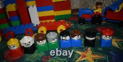 Lego DUPLO 80s Tractor 2629 Zoo Keeper 4962 VTG Square Figures Animals BLOCKS