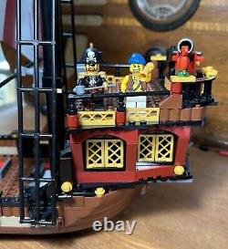 Lego Pirates II Brickbeard's Bounty 6243 Boat Ship Near Complete Missing Parts