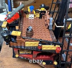 Lego Pirates II Brickbeard's Bounty 6243 Boat Ship Near Complete Missing Parts