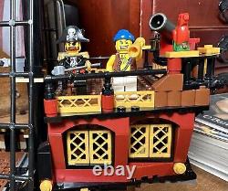 Lego Pirates II Brickbeard's Bounty 6243 Boat Ship Near Complete Missing Parts