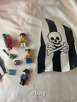 Lego Pirates Renegade Runner Pirates Ship 6268 VTG Set Parts Not Complete