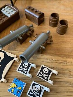 Lego Rare Vintage Pirate ImperialFlags Boat Spare Parts Pirate Ship Spares