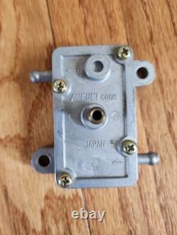 Lot Of 27 Vintage R/c Marine Boat Parts Mikuni Kysho Du-bro Octura Prather