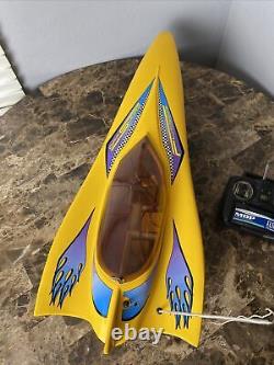 RC Speed Boat Off Shore Flyer Vintage Fiberglass Remote Controller Parts As Is