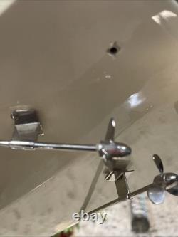RIVA AQUARAMA ITALIAN SPEEDBOAT 26 With METAL STAND FOR PARTS OR REPAIR LOOK