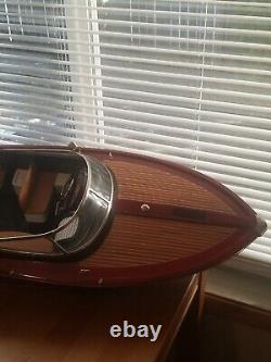 Riva Speed Boat Wooden Model 36 Italian Yacht For Parts or Repair