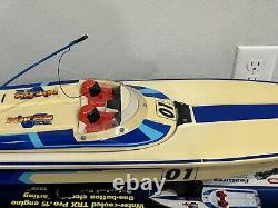 Traxxas Nitro Vee Boat Vintage NO REMOTE UNTESTED PARTS/REPAIR