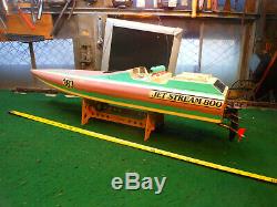 VINTAGE KYOSHO JETSTREAM 800 RC BOAT Looks complete. For parts or repair
