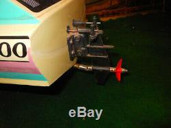 VINTAGE KYOSHO JETSTREAM 800 RC BOAT Looks complete. For parts or repair