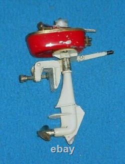 VINTAGE METAL TOY OUTBOARD BOAT MOTOR (missing parts)