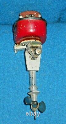 VINTAGE METAL TOY OUTBOARD BOAT MOTOR (missing parts)