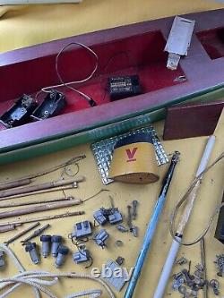 VINTAGE Model Pond Yacht JOB LOT Fittings, ANTIQUE Boat KIT, 60s Project, Parts