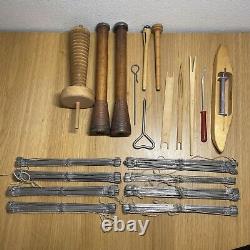 VTG Nilus Leclerc WEAVING LOOM Lot Boat Shuttles, Heddles, Parts