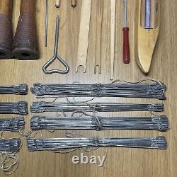 VTG Nilus Leclerc WEAVING LOOM Lot Boat Shuttles, Heddles, Parts