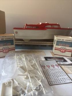 VTG Phillips 66 Power Yacht Boat withBox Dock Parts Decals NEW Never Assembled