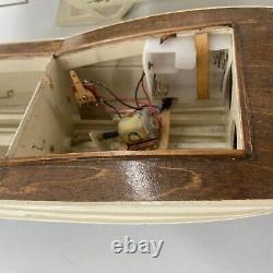 VTG RARE Jupiter 401 RC Leisure Boat Ship Wooden Model 17 FOR PARTS