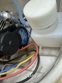 VTG Traxxas Nitro Vee Gas RC Boat RTS TRX Pro. 15 water cooled UNTESTED/ PARTS