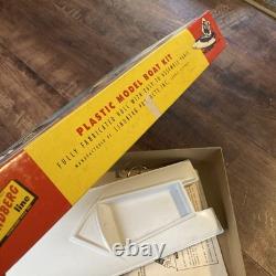 Vintage 1950s Lindberg Line Flash Toy Racing Outboard Boat Box And Parts Read