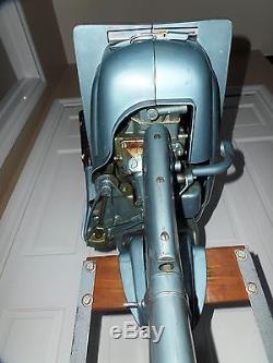Vintage 1954 Evinrude FLEETWIN model 7514 7.5 HP Outboard withOriginal Gas Tank