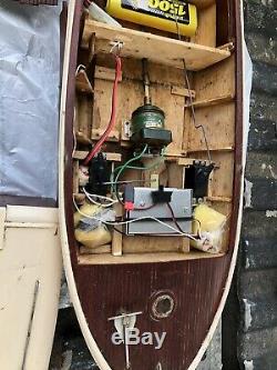 Vintage 1960's Wood Boat R/C Model for Parts Or Repair