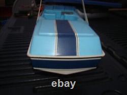 Vintage 28 FIREHAWK R/C Boat with Stand for Parts or Restore