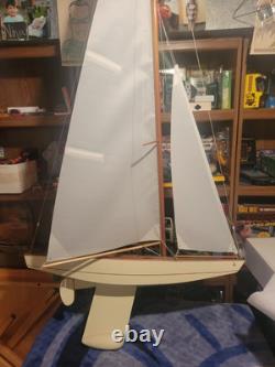 Vintage 30 RC Wooden Model Sailboat Yacht Vic Smeed Sea Urchin Untested Motor