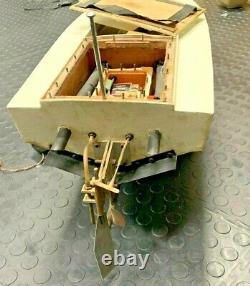 Vintage 32 RC Boat AS IS FOR PARTS Octura K&B
