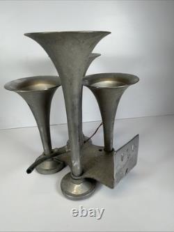 Vintage 4 Trumpet Air Horn Metal Car Truck Boat RV Rat Rod Untested Parts