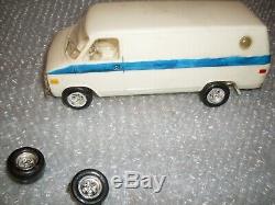 Vintage AMT 70`s Aqua Rod Chevy Van & Speed Boat Parts Lot