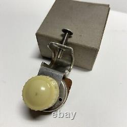 Vintage ARK-LES Illuminated LITE Switch Fog Light Accessory USA NOS