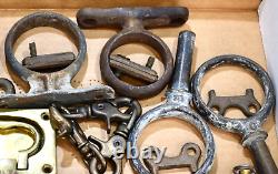 Vintage BRONZE BRASS Assorted Hardware Parts Lot Sailing/Boating/ Marine LOOK