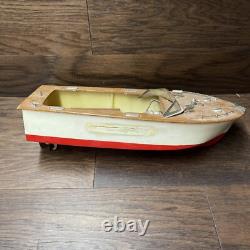 Vintage Battery Operated Toy Boat Japan O-51 (Sold for Parts Only) Not Working
