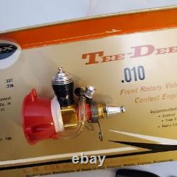 Vintage COX TEE DEE. 010 Engine New Unused Condition withExtra NOS Parts