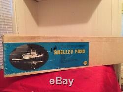 Vintage Dumas Boats Little Shelley Foss Tug SOLD FOR PARTS FREE SHIPPING USA