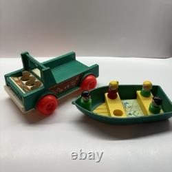 Vintage Fisher Price Little People Play Family Camper Truck with Boat 994 Parts