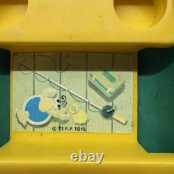 Vintage Fisher Price Little People Play Family Camper Truck with Boat 994 Parts