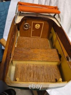 Vintage Fleet Line Marlin Cabin Cruise Boat Parts Or Restore