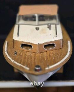 Vintage Fleet Line Marlin Cabin Cruise Boat Scott Atwater Bait Matic Mtr. Parts